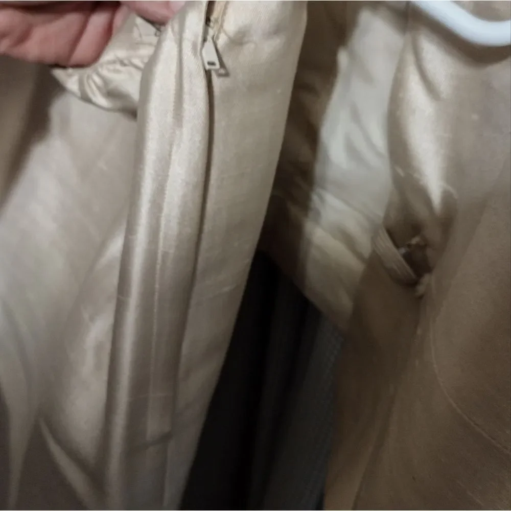 Vintage  Betsy Bates raw silk skirt suit
